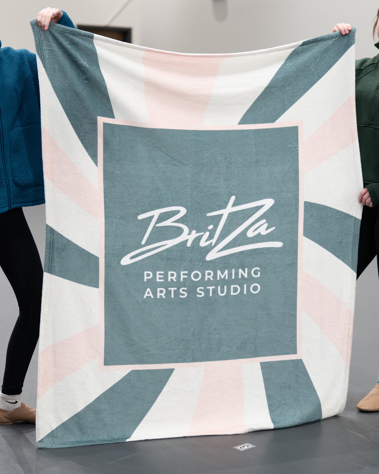 BritZa Plush Blankets